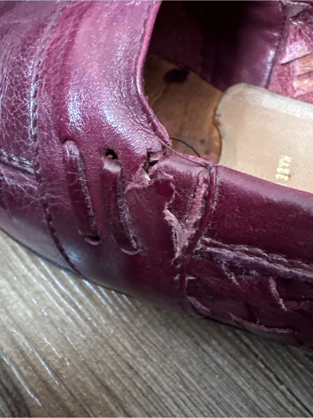 Vintage Men's Bill Blass Burgundy Leather Slip-On Loafers
